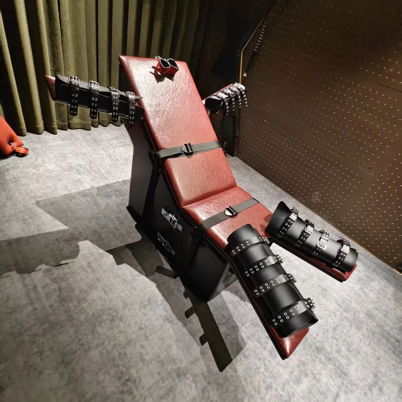 Multi-Position Restraint Chair with Upholstered Base and Straps